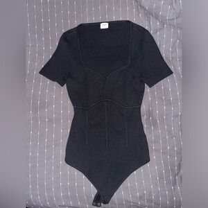 Abercrombie & Fitch black woven short sleeve body suit - L